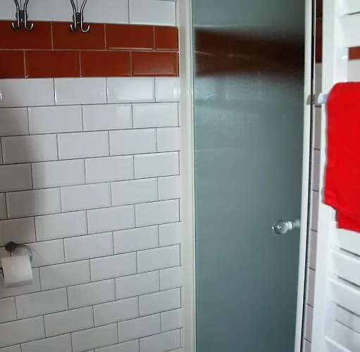 Le Maquis Bed & Breakfast 2*